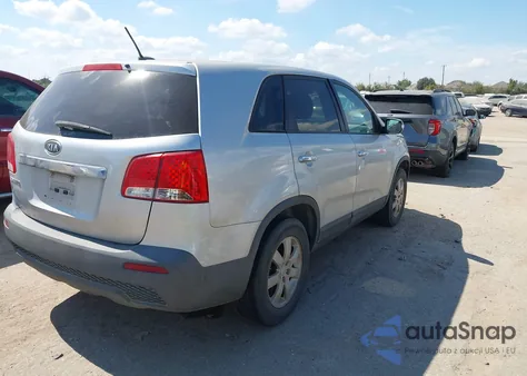 2011 Kia Sorento Lx z USA, uszkodzony, nr VIN 5XYKT3A10BG146064